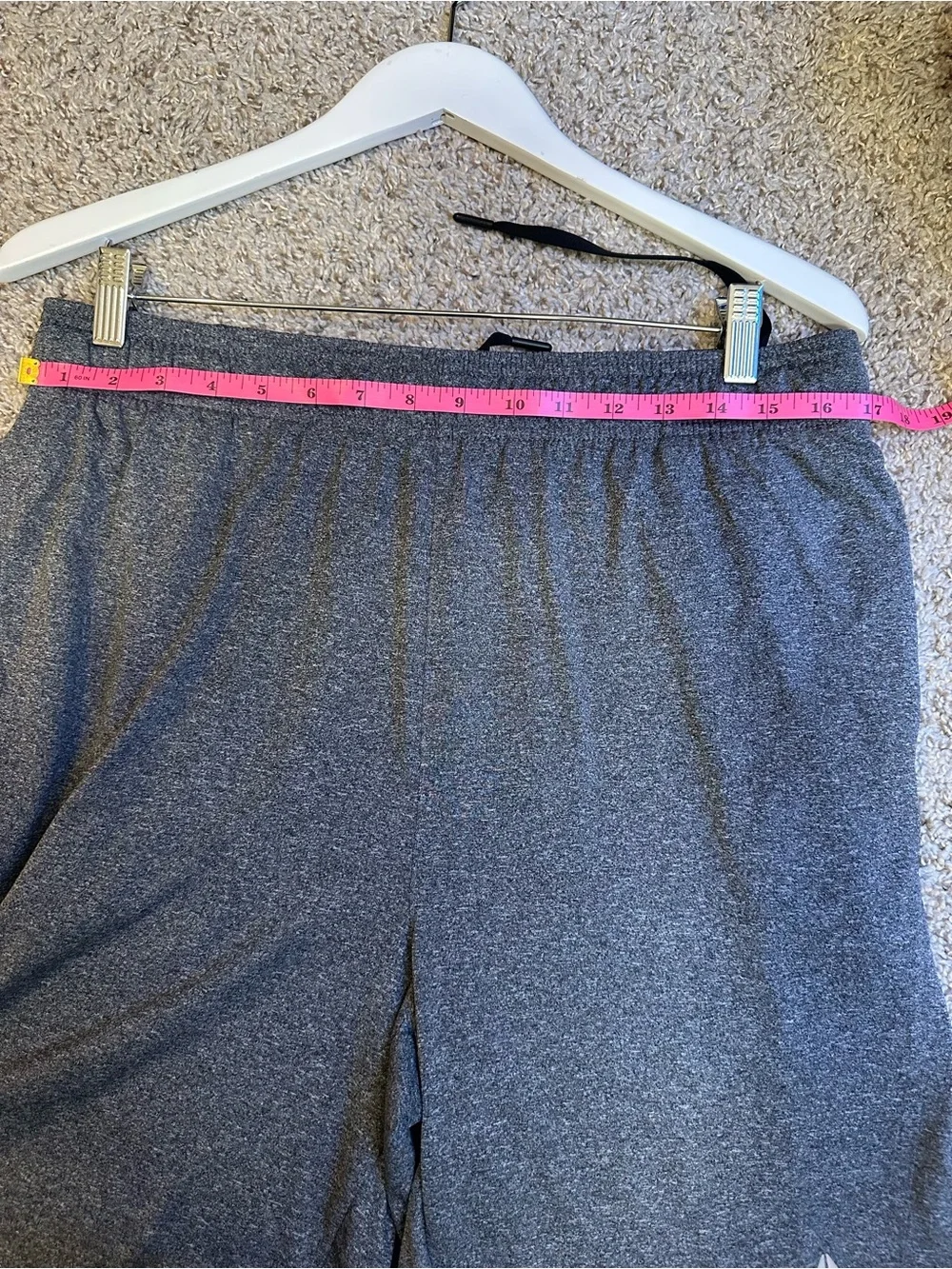 Reebok Men’s Large Charcoal Gray Athletic Shorts Drawstring Workout Gym
